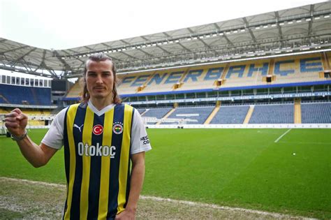Fenerbahçe Çağlar Söyüncü'nün lisansını çıkardı- Son Dakika Spor Haberleri